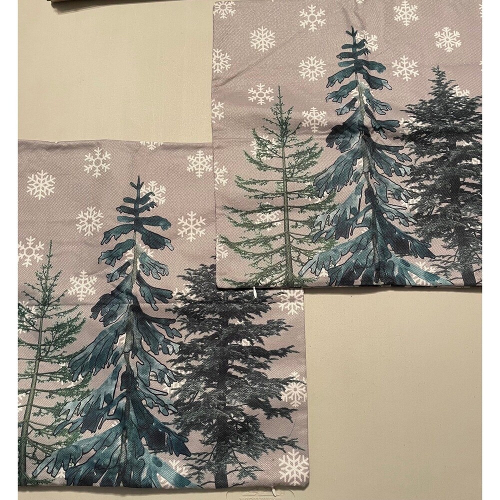 Christmas Tree Snowflake Decorative Pillow Covers 2ct Double sided 17”x17” New